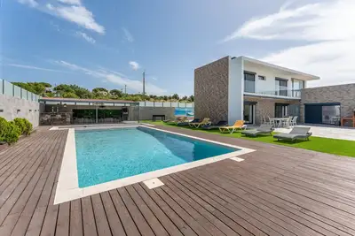 Image de Villa Alegria | 10 pax | Jacuzzi | Salgados