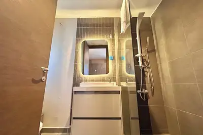 Image de Enchanting 3-Bedroom Apartment in the Heart of Victoria Island