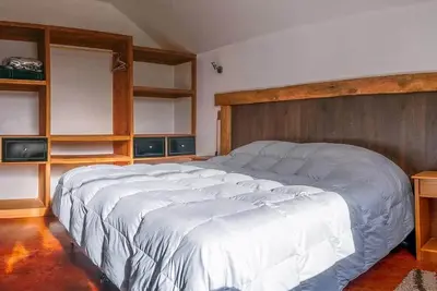 Image de Cabanas Martina Bungalows 2 con vista a volcanes l 400 m del Lago Llanquihue l Piscina, tinaja Tv y WiFi. Hasta 6 personas