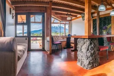 Image de Cabanas Martina Bungalows 3 con vista a volcanes l 400 m del Lago Llanquihue l Piscina, tinaja Tv y WiFi. Hasta 6 personas.