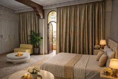 Image de \"Elegant Fully Equipped Apartment with Garden View.
