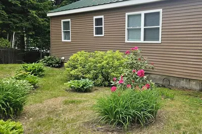 Image de 3-bedroom cottage on Forest Lake in Windham