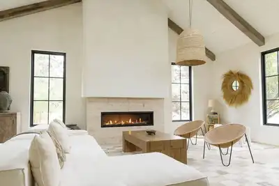 Image de The Still House ~ Acreage · Hot Tub · Sauna · Gym