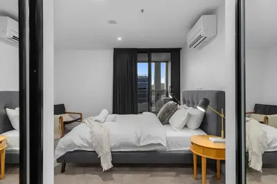 Image de Stylish City Apartment up to 6 guests with 5 Star amenities