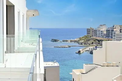 Image de Modern Seaside Apart in Marsalforn - 6a, Marsalforn Iz-Zebbug Gozo, Malta