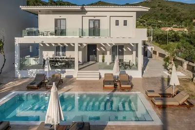 Image de Villa V with 6 bedrooms and private pool - Infinity Holiday Villas