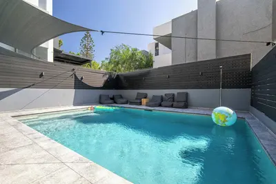 Image de K&K Villa in Athens Riviera with private pool