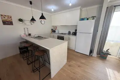 Image de Parsee Escape-close to Sultana Point Beach! Dog Friendly! Free WiFi!