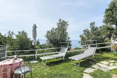 Image de Bel appartement dans une maison de vacances pour 2 personnes avec Wifi, Tv, balcon et animaux admis
