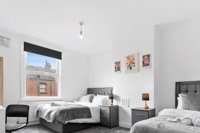 Image de Spacious Leeds Home | Sleeps 6 | Free Parking