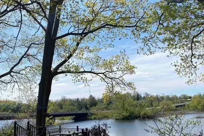 Image de Retreat on the Salmon River -3bd 2bth