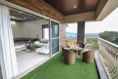 Image de Rk Villa: Mountain Escape w/5 King Beds -  Pool & Garden Views -  Huge Terrace