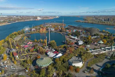 Image de Magnifique appartement neuf à 15 min de Berri-Uqam