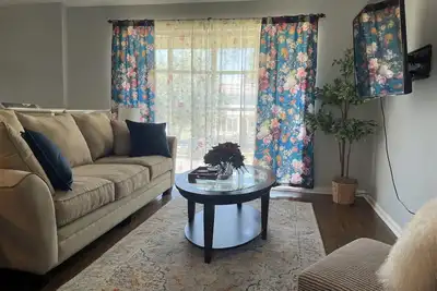 Image de Charming Upper Unit in Evesham