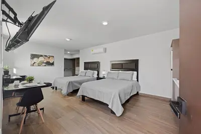 Image de Moderno y Amplio Loft 2 Queens Zona Tec   loft 19