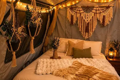 Image de Glamping Yurt at Greeter Falls Campground