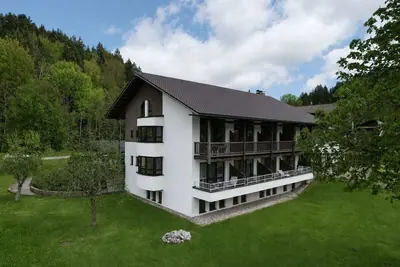 Image de Rural Alpine Retreat w/ Free Parking &