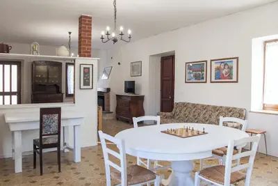 Image de The Terrace on the Private Garden 5 minutes from the center of Asti