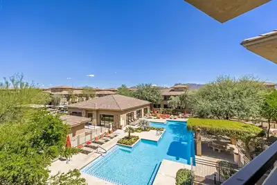 Image de N Scottsdale 2bed/2bath Fully Furnished Condo with Pool and Workout.