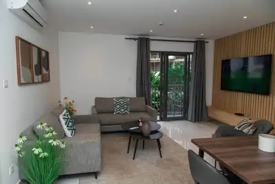 Image de Modern 2br Near Airport City | Balcony