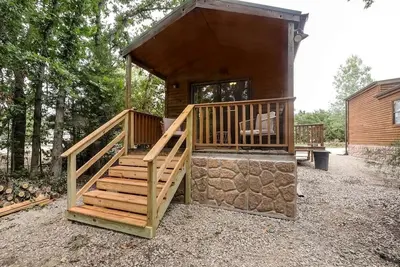 Image de Delightful Getaway Cabin for Couples and Groups near Fishing and Swimming on Toronto Lake, Kansas