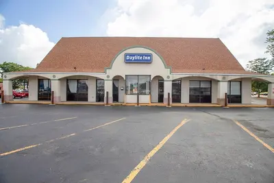 Image de Lit Queen Premium 2 places | Elkhart, Indiana