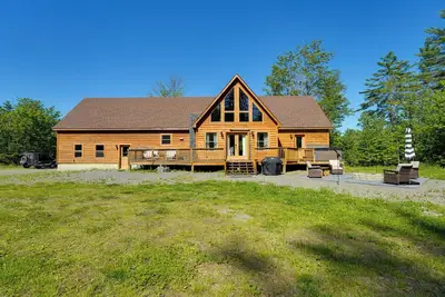 Image de Family Friendly! Quiet Dexter Getaway w/ Hot Tub