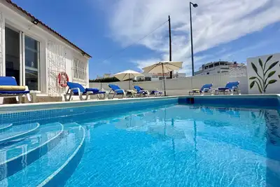 Image de Rosa | Private Pool | Sleeps 8 | Albufeira