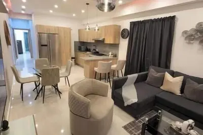 Image de 2 bedroom apartment, brand new.
