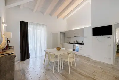 Image de Appartement 'Flora' avec vue sur le lac, Wi-Fi et climatisation