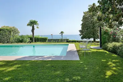 Image de Appartement « Matilde » avec vue sur le lac, Wi-Fi et climatisation