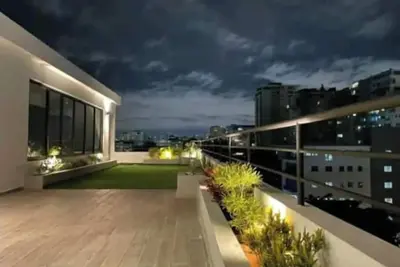 Image de Charming 2 bedroom apartment with social area and Jacuzzi.