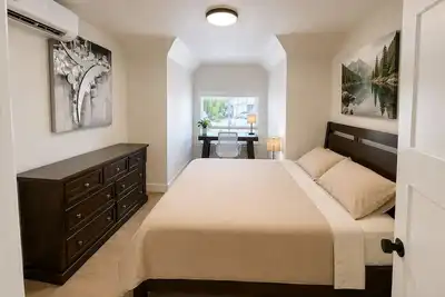 Image de The Frontier Loft | Remodeled Upstairs Retreat