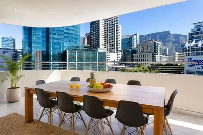 Image de Table Mountain Signature Suite  City Views