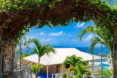 Image de 2-bedroom apartment in Brighton Beach with stunning views & Ac for relaxing stay