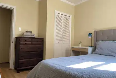 Image de Spacious 3-bedroom apartment near Umass/ St Vincents
