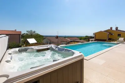 Image de Maison pour la famille avec la piscine Kastelir, Sredisnja Istra (K-27522)