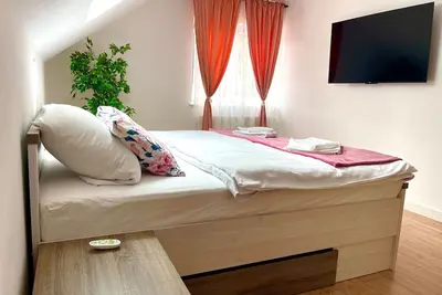 Image de Appartement de deux chambres avec la terrasse Ličko Lešće, Velebit (A-27649-a)