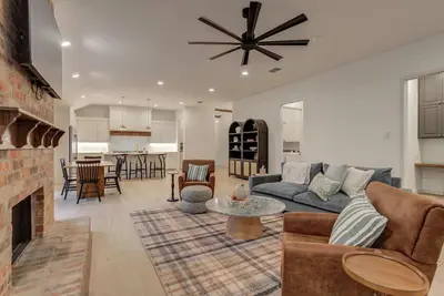 Image de The Foundry - 5br/3. 5ba - Family Retreat