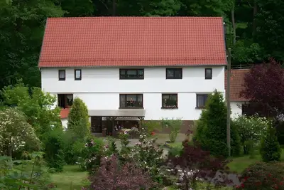 Image de Appartement « Haus Am Fischbach » avec terrasse commune, jardin et Wi-Fi