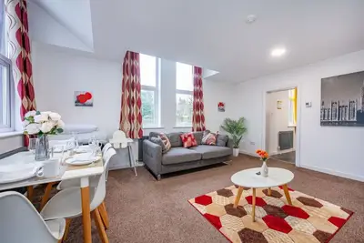 Image de *F18gh* For relaxed & Cosy stay/Free Parking/WiFi