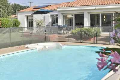 Image de Villa Amy – Une parenthèse de douceur entre plage et piscine