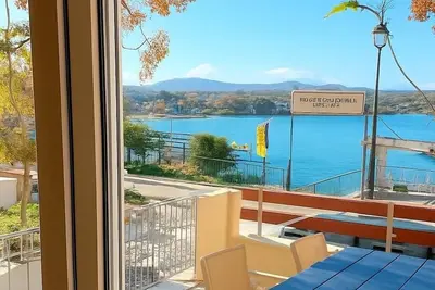 Image de Sea Front  1 min walk to Shore Town House