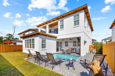 Image de Gulf Place 30a! Private Pool/Free Bikes. Families!