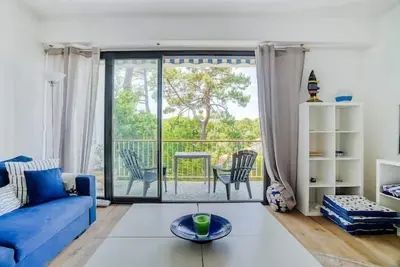 Image de Appartement avec balcon et parking proche plage