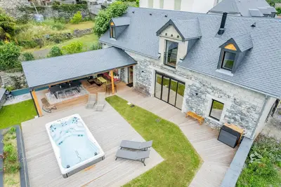 Image de Maison de vacances « L’Escale Pibeste » avec vue montagne, Wi-Fi et climatisation