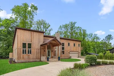 Image de Heated year-round pool, hot tub, close to Lake Michigan beaches!