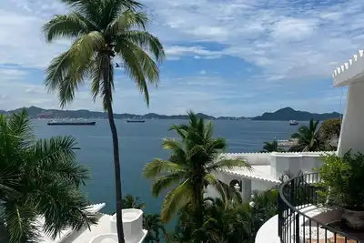 Image de Apartment with Ocean View, Beach, Restaurant