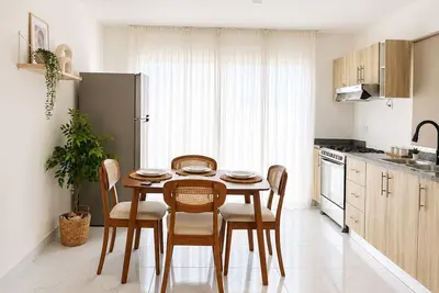 Image de Tropical Villa with Pool Near Beaches, Dining & Nightlife