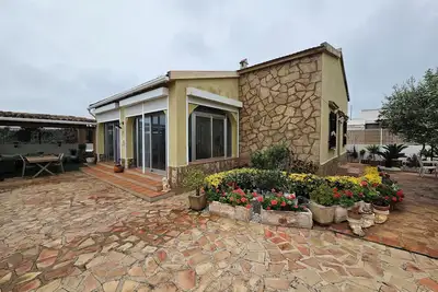 Image de Beachfront Villa on Rabdells Beach